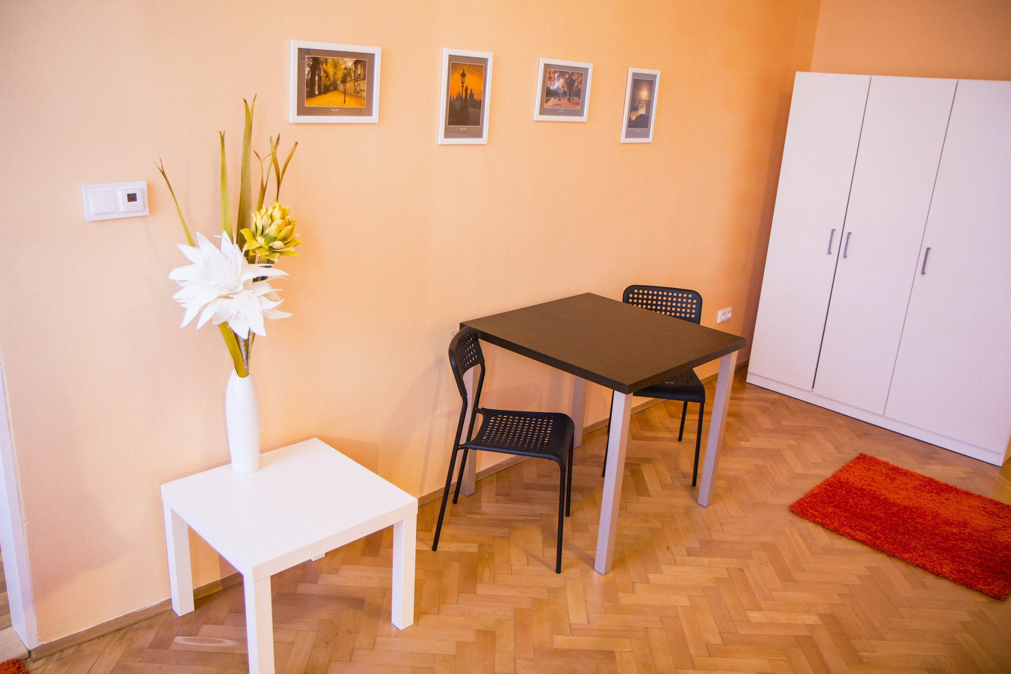 Lidicka Apartment Praga Esterno foto
